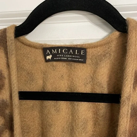 Amicale Pure Lambs Wool Leopard Animal Print Shawl Poncho Fringe - Picture 2 of 7